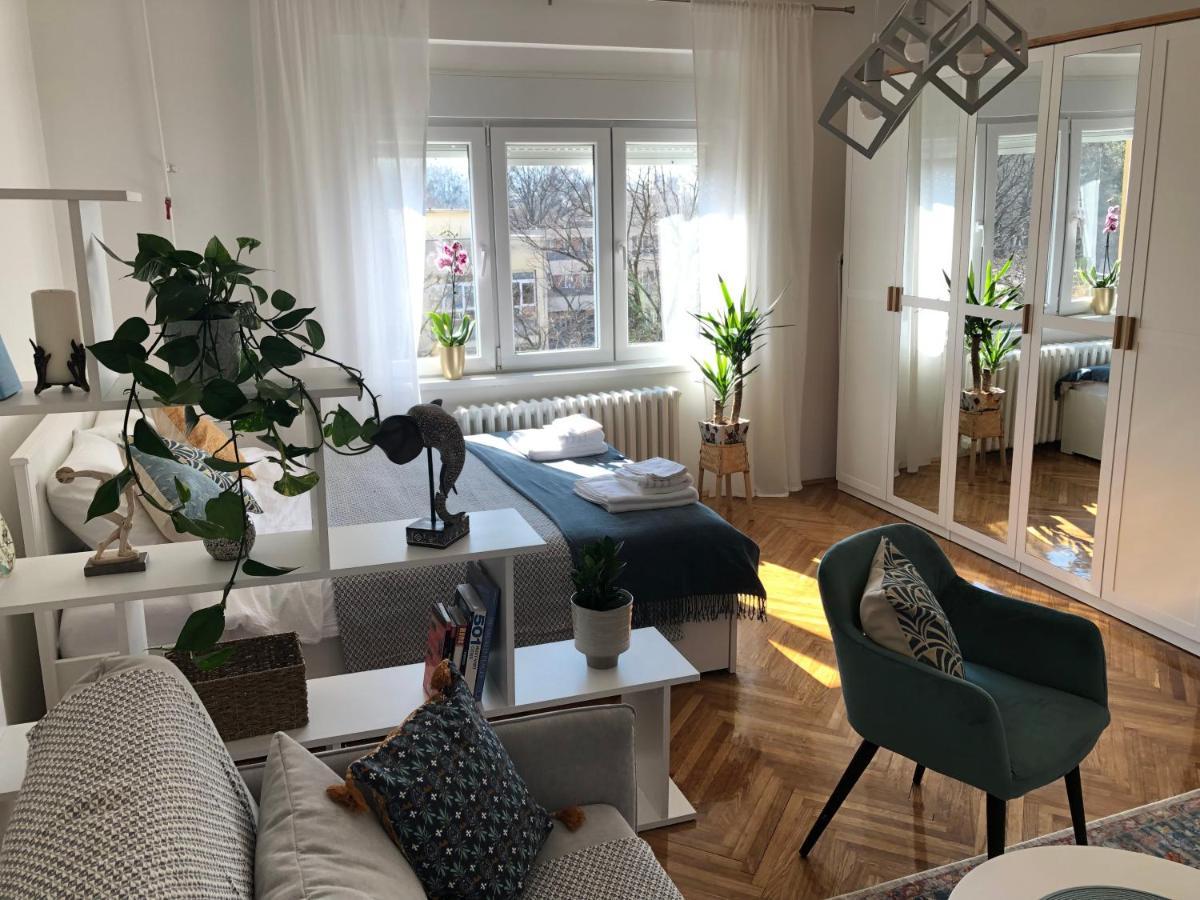 ノヴィ・サドCasa Lusiアパートメント エクステリア 写真