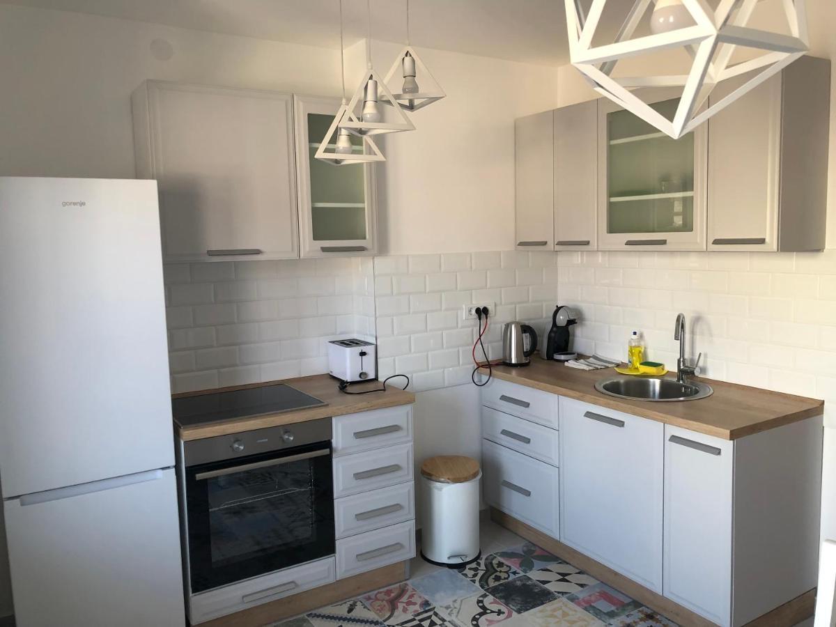 ノヴィ・サドCasa Lusiアパートメント エクステリア 写真