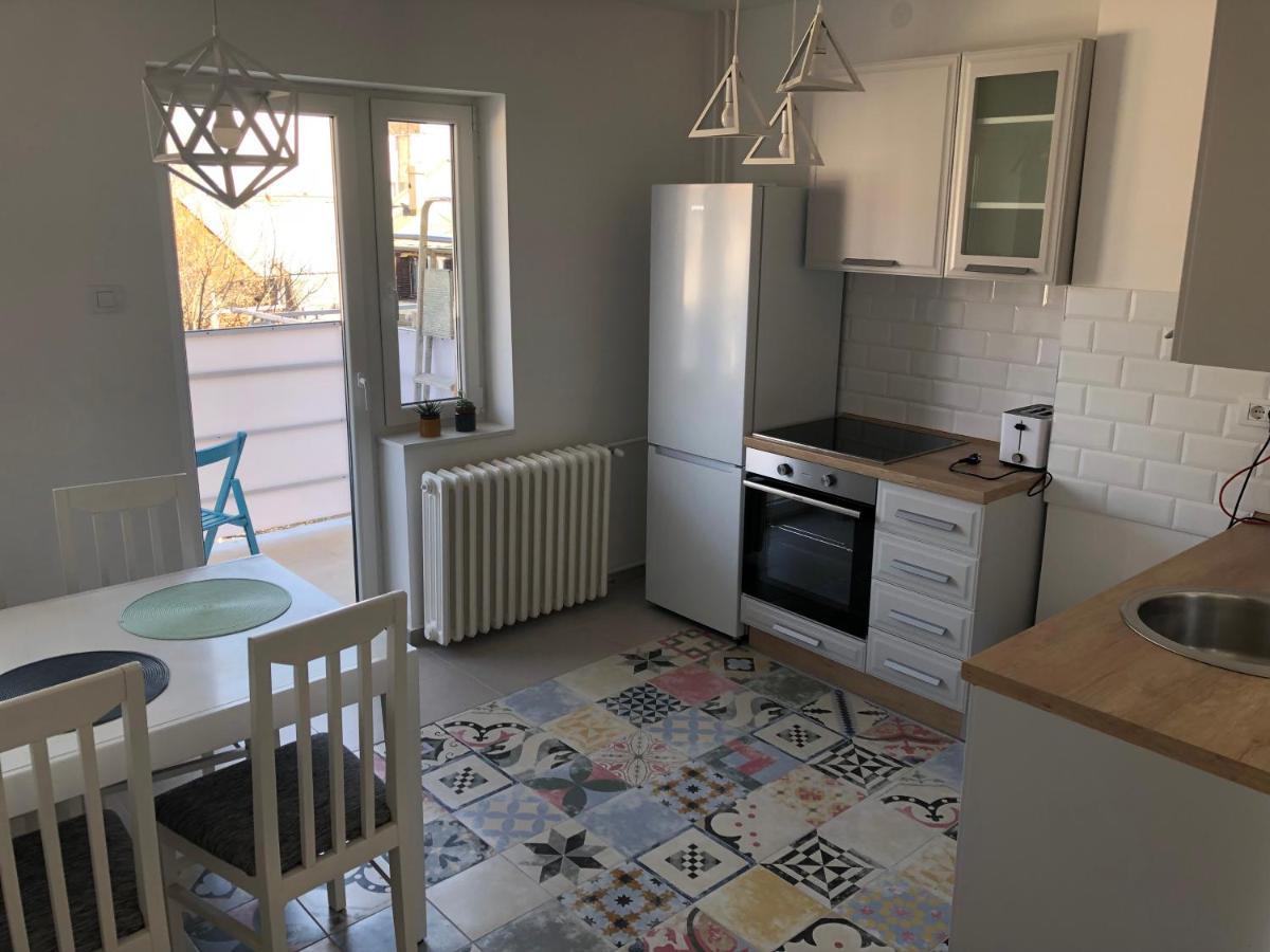 ノヴィ・サドCasa Lusiアパートメント エクステリア 写真